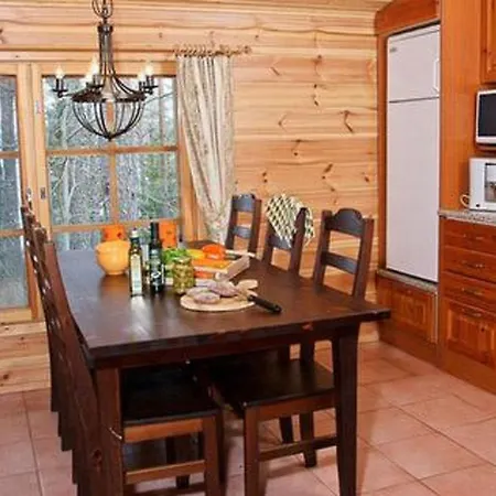 Naeaetaemoe By Interhome Casa vacanze Patiala